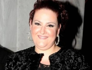 «Λύγισε» η Σοφία Βογιατζάκη: «Με βοήθησε πάρα πολύ σε όλο αυτό και μου άλλαξε τη ζωή» (βίντεο)